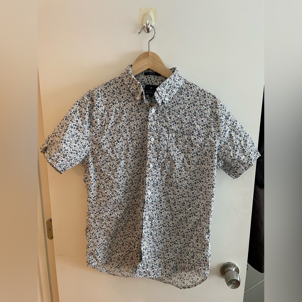 Ben Sherman Floral Pattern Short sleeve button down
